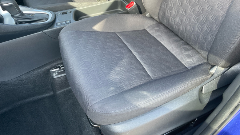 Toyota Yaris 1.5 Hybrid Icon 5dr CVT Hybrid Hatchback